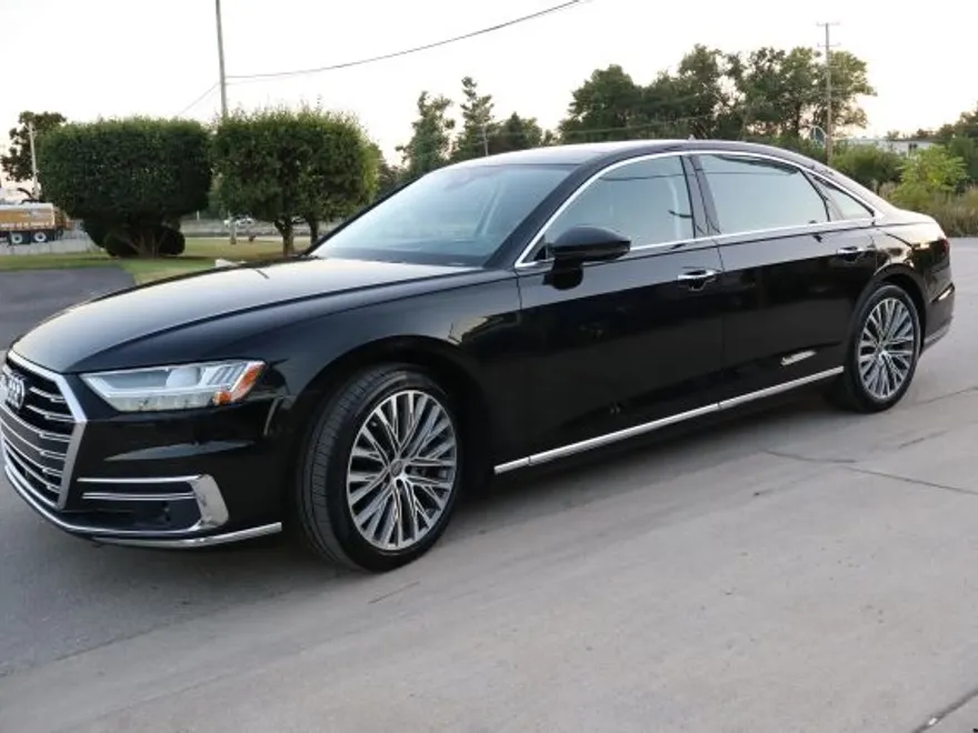 2019 Audi A8 L 3.0T photo 1