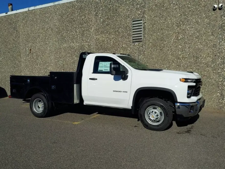 2025 Chevrolet Silverado 3500HD Work Truck photo 1