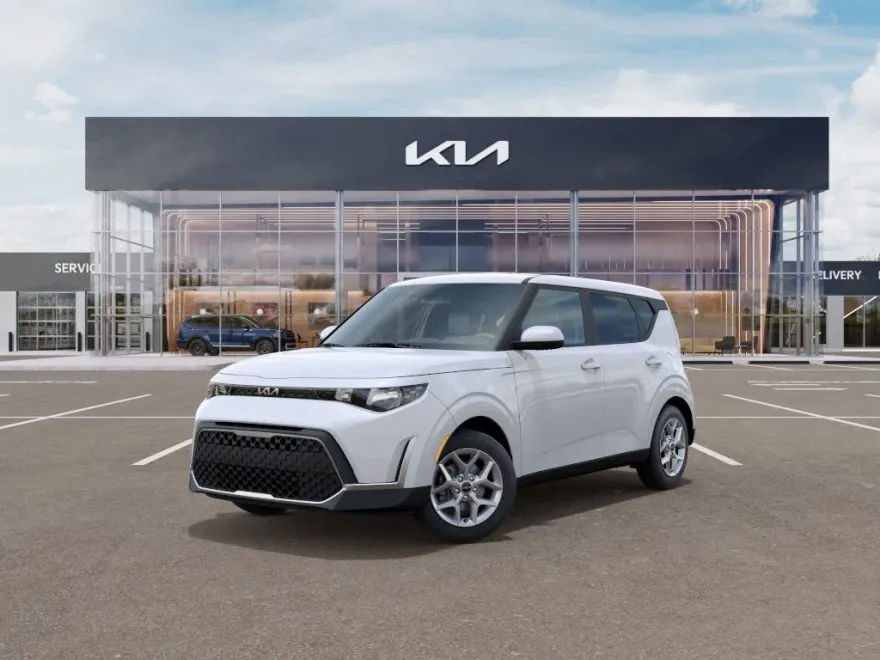 2025 Kia Soul LX photo 1