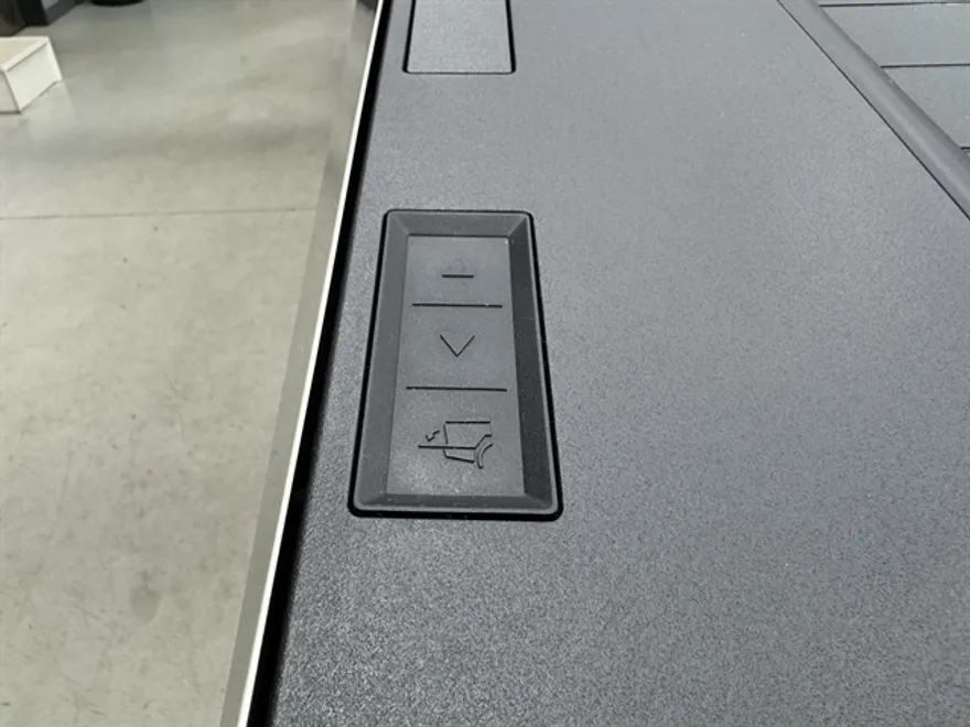 2024 Tesla Cybertruck All-Wheel Drive photo 2