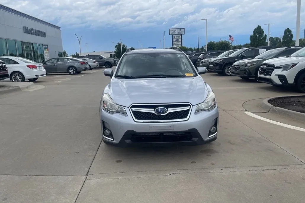 2017 Subaru Crosstrek 2.0i Limited photo 1