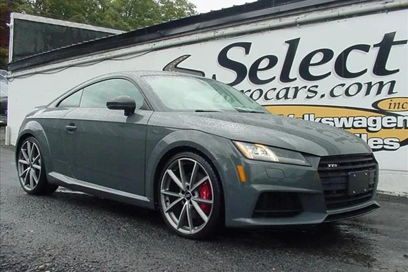 2017 Audi TTS Coupe photo 1