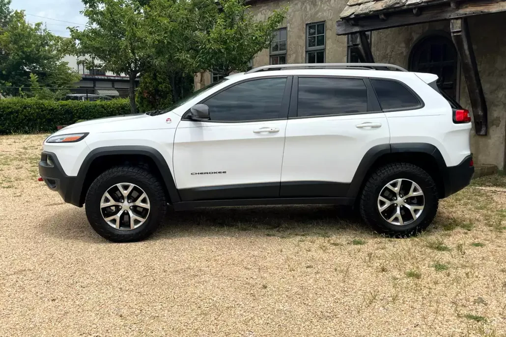 2018 Jeep Cherokee Trailhawk photo 1