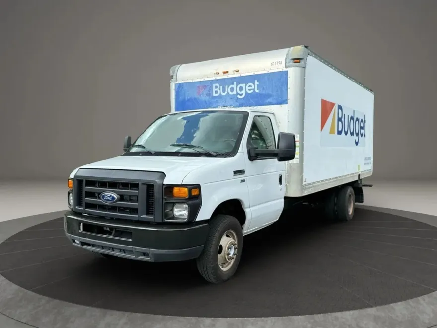 2016 Ford E-350 photo 1