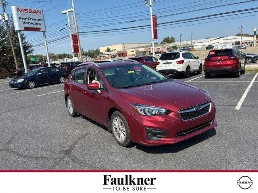 2018 Subaru Impreza 2.0i Premium photo 1