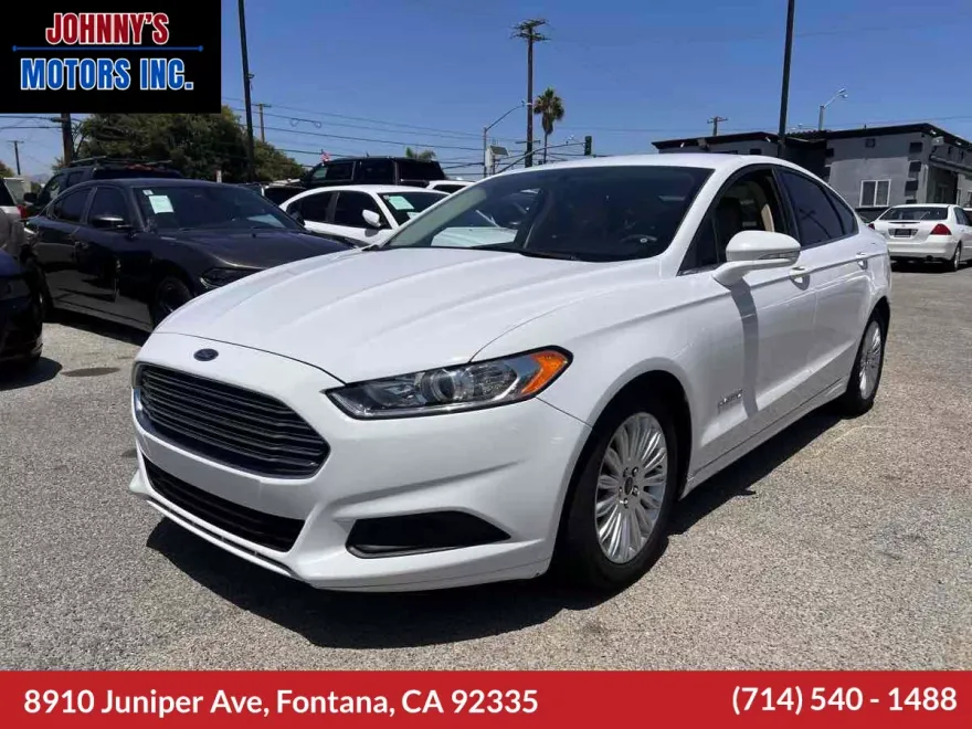 2016 Ford Fusion SE Hybrid photo 1