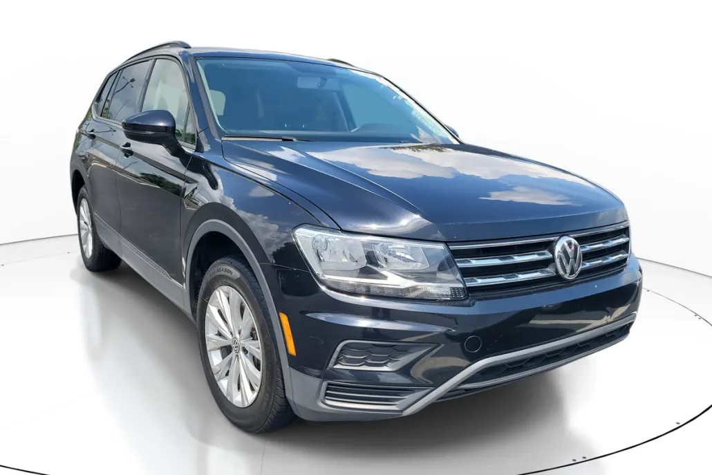 2020 Volkswagen Tiguan S photo 1