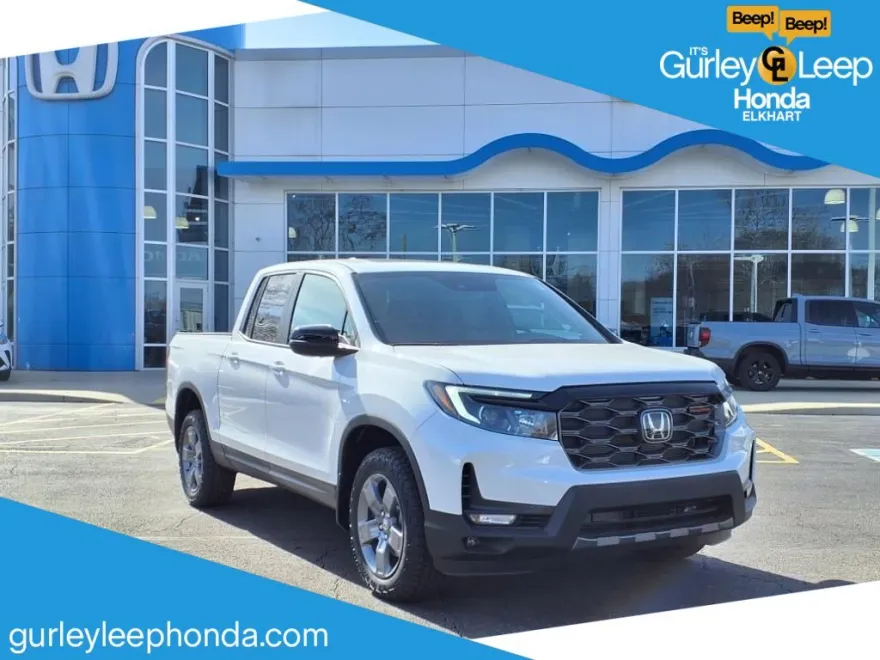 2025 Honda Ridgeline TrailSport photo 1