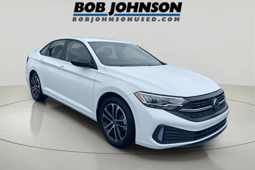 2024 Volkswagen Jetta 1.5T Sport photo 1