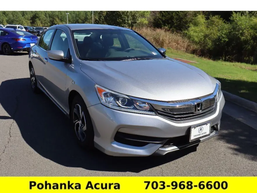 2017 Honda Accord LX photo 1