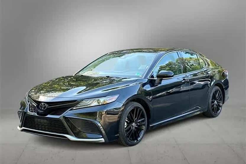 2023 Toyota Camry XSE photo 1