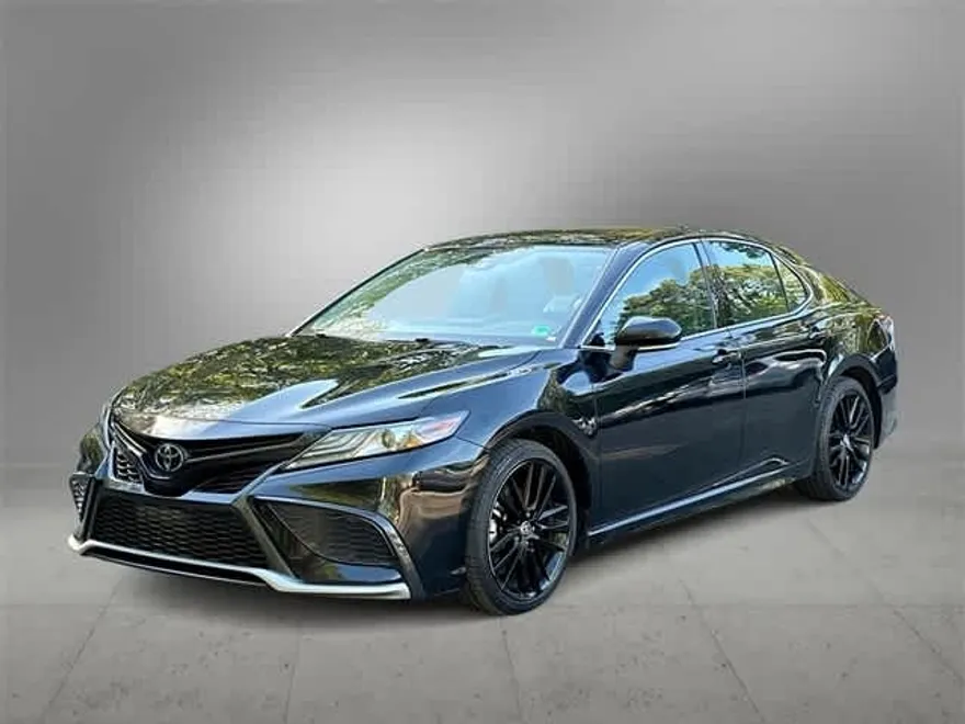 2023 Toyota Camry XSE photo 1
