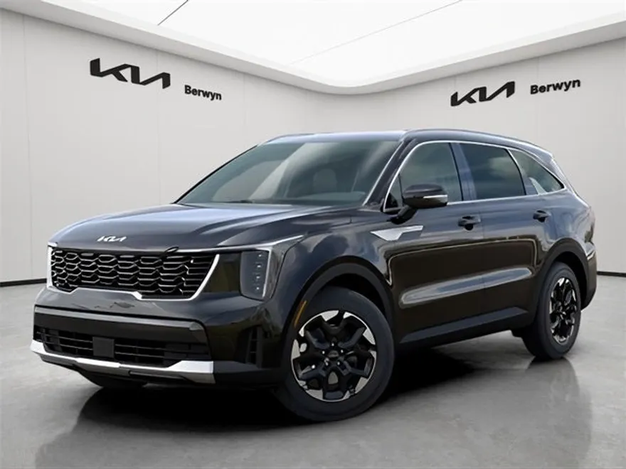 2025 Kia Sorento S photo 1