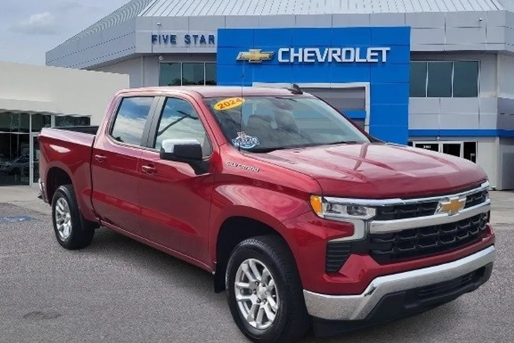 2024 Chevrolet Silverado 1500 LT photo 1