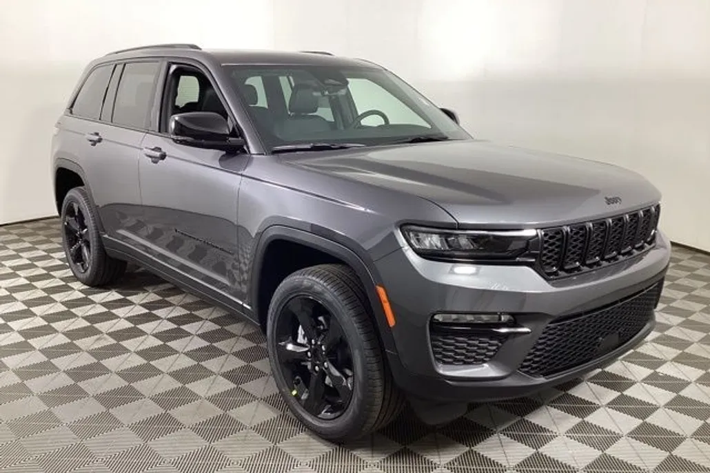 2025 Jeep Grand Cherokee Limited photo 1