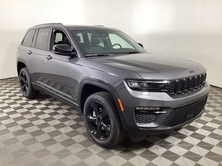 2025 Jeep Grand Cherokee Limited photo 1