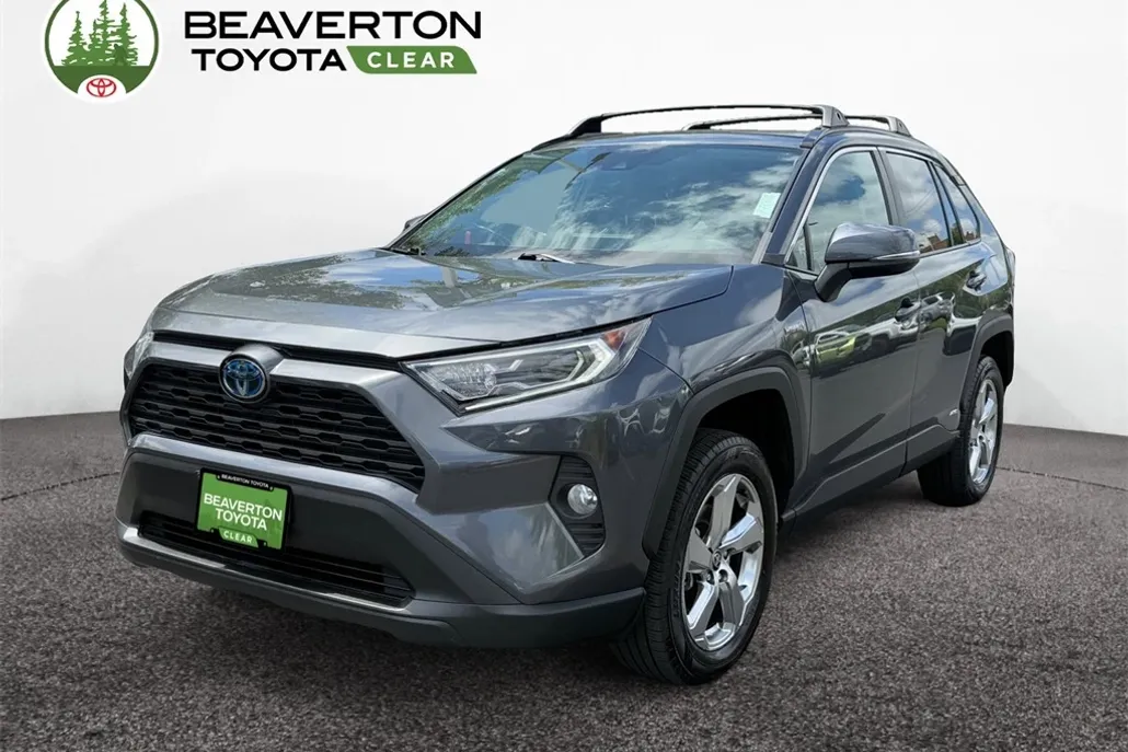 2021 Toyota RAV4 XLE Premium photo 1