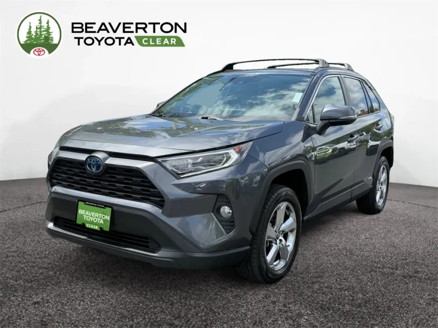 2021 Toyota RAV4 XLE Premium photo 1