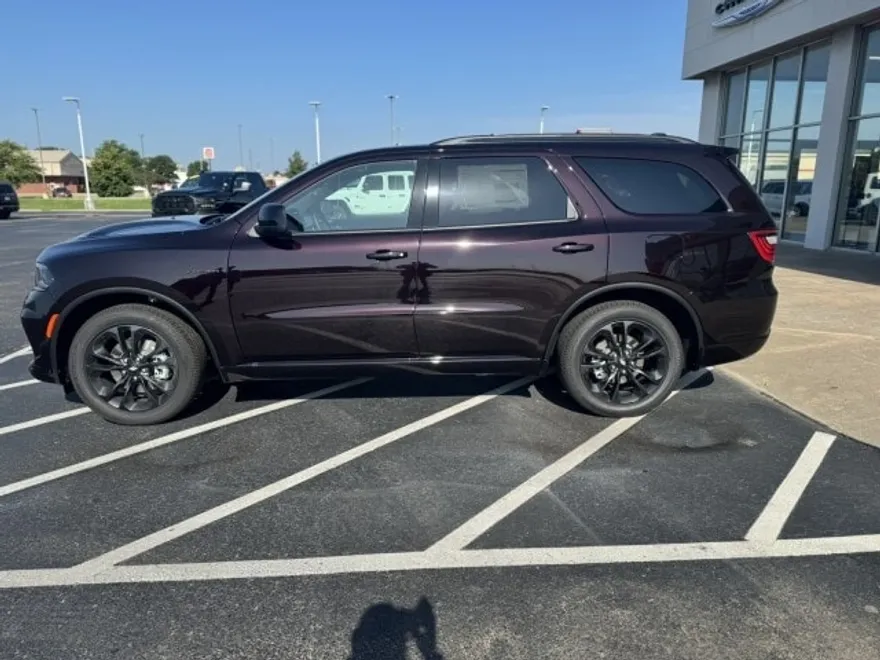 2025 Dodge Durango R/T photo 1