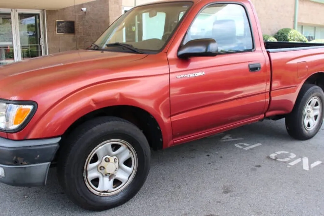 2001 Toyota Tacoma photo 1