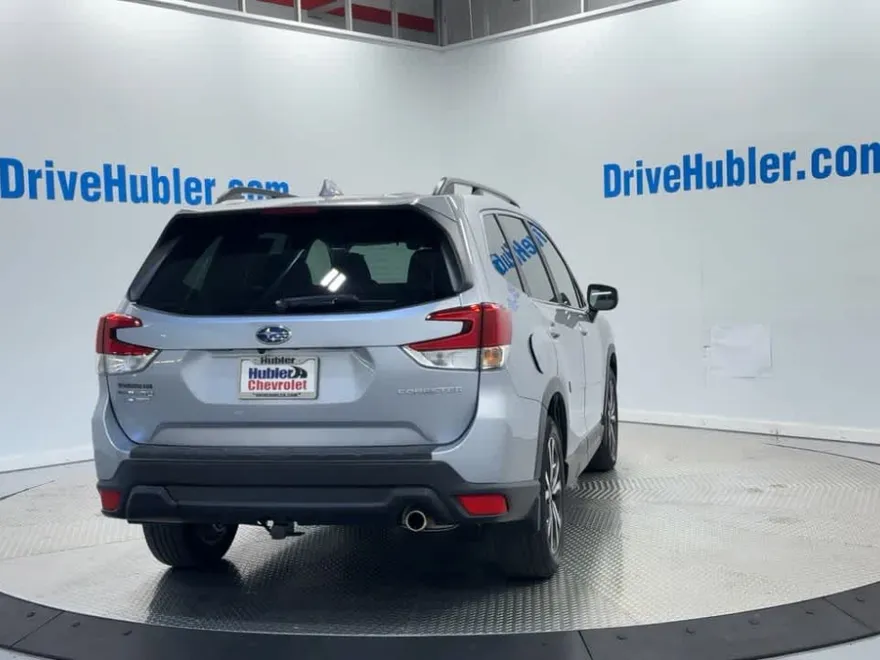 2021 Subaru Forester Limited photo 1