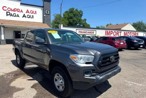 2021 Toyota Tacoma SR5 Double Cab photo 3