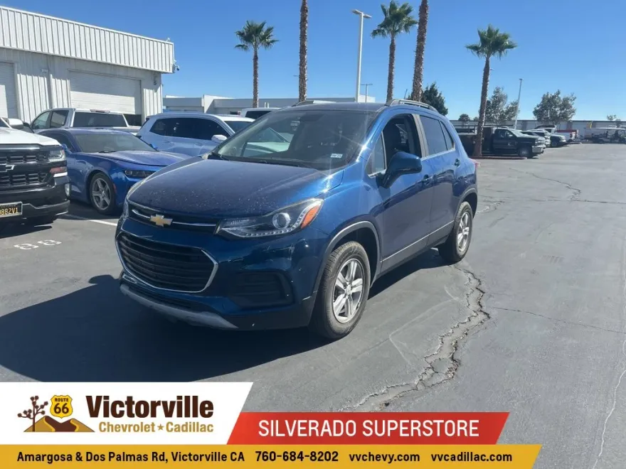 2020 Chevrolet Trax LT photo 1