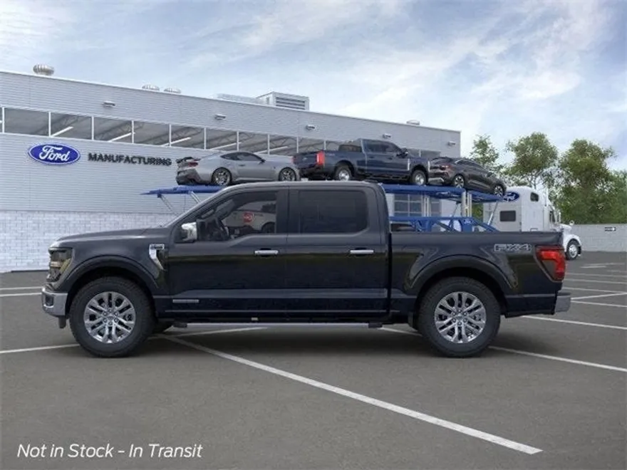 2025 Ford F-150 XLT photo 1