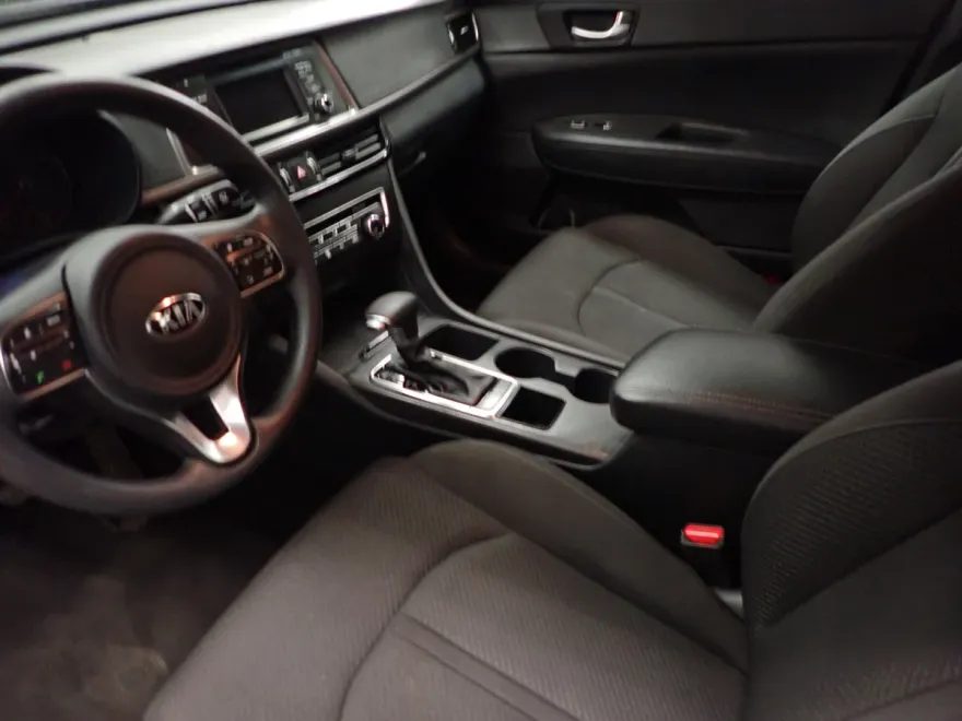2017 Kia Optima Hybrid Base photo 1