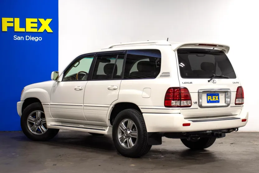 2007 Lexus LX 470 photo 1