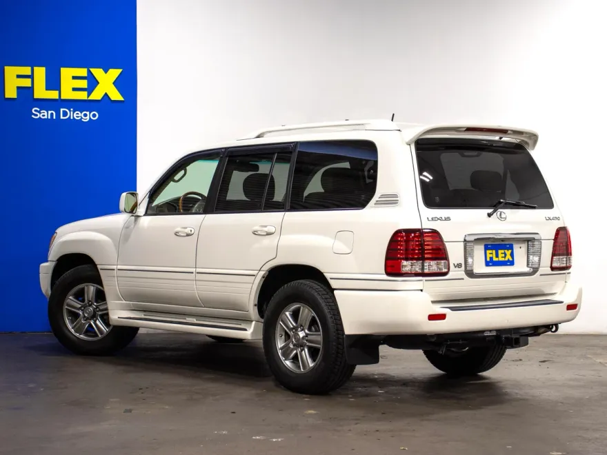 2007 Lexus LX 470 photo 1