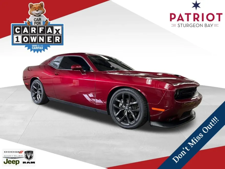 2023 Dodge Challenger GT photo 1