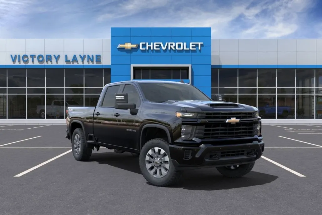 2025 Chevrolet Silverado 2500HD Custom photo 1