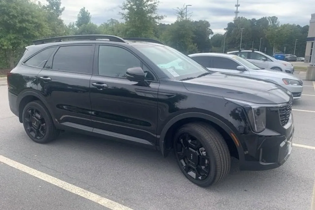 2024 Kia Sorento X-Line SX Prestige photo 1
