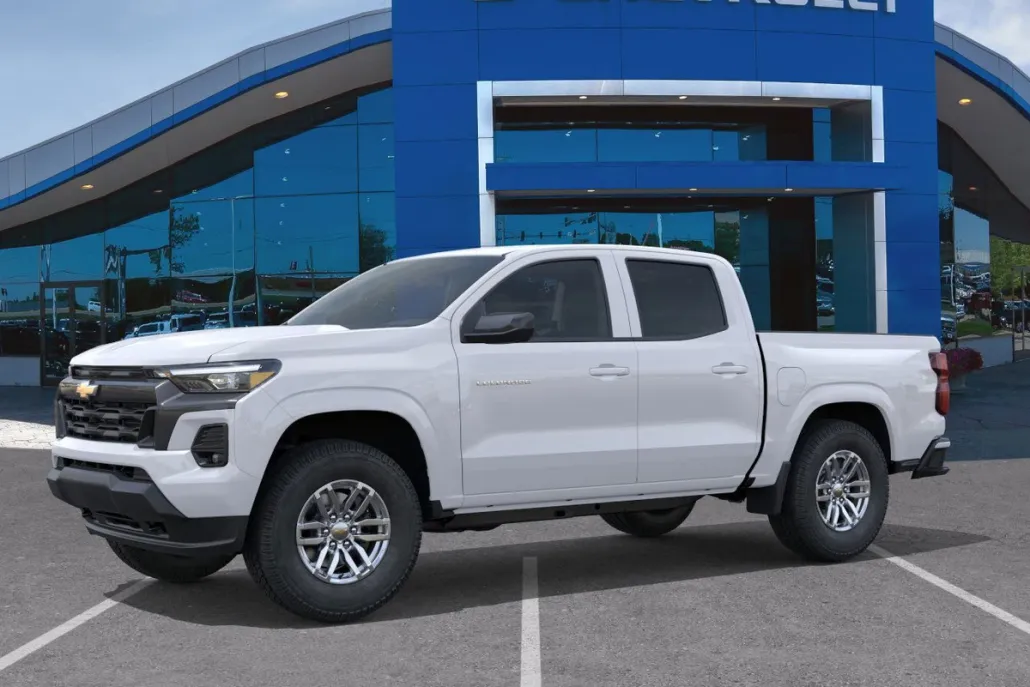 2026 Chevrolet Colorado LT photo 1