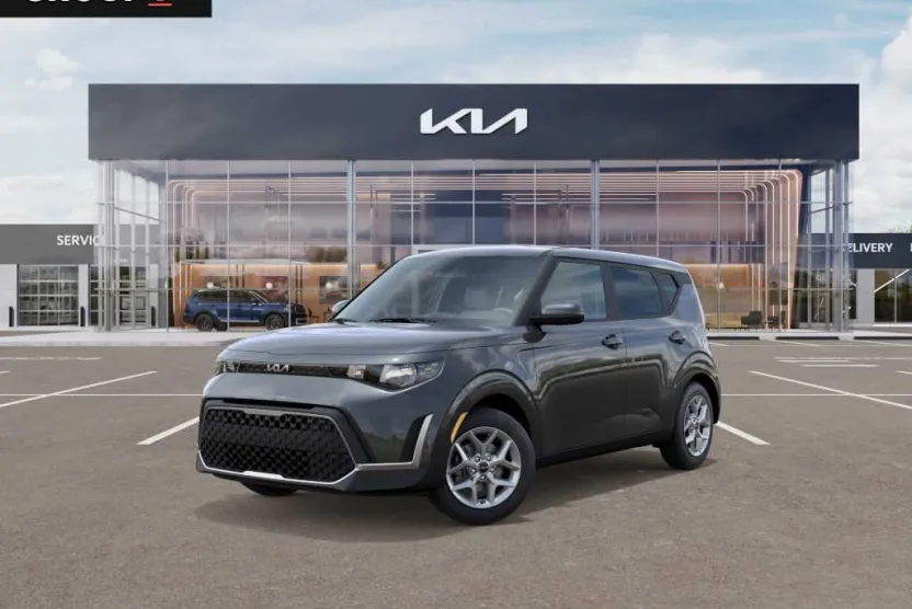 2025 Kia Soul LX photo 1