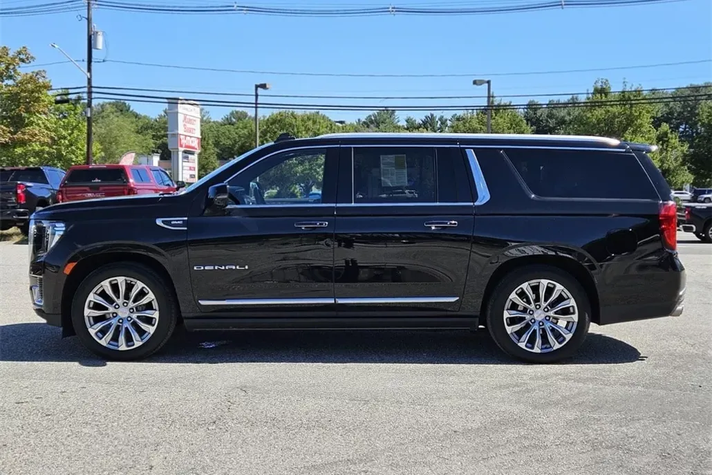 2023 Gmc Yukon XL Denali photo 1