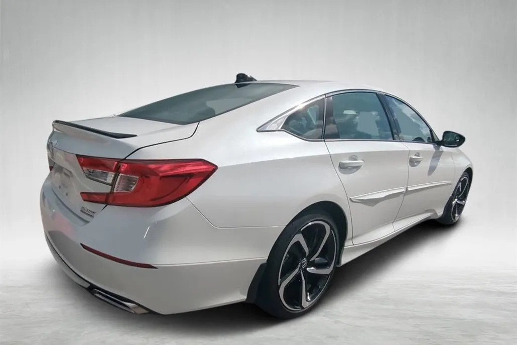 2022 Honda Accord Sport SE 1.5T photo 1