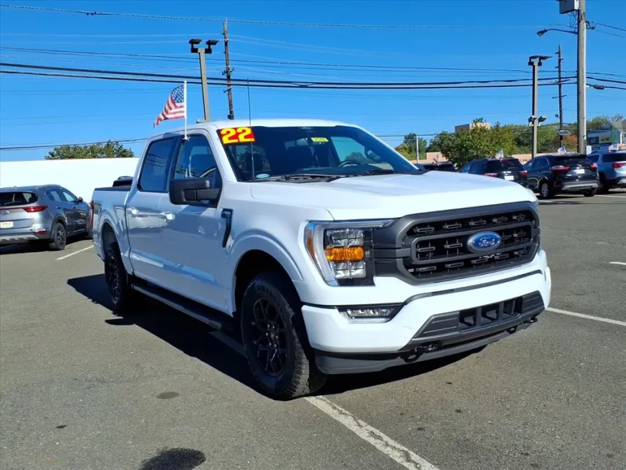 2022 Ford F-150 XLT photo 1