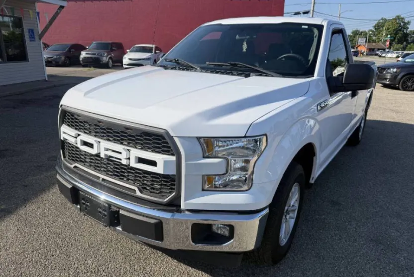 2017 Ford F-150 photo 1