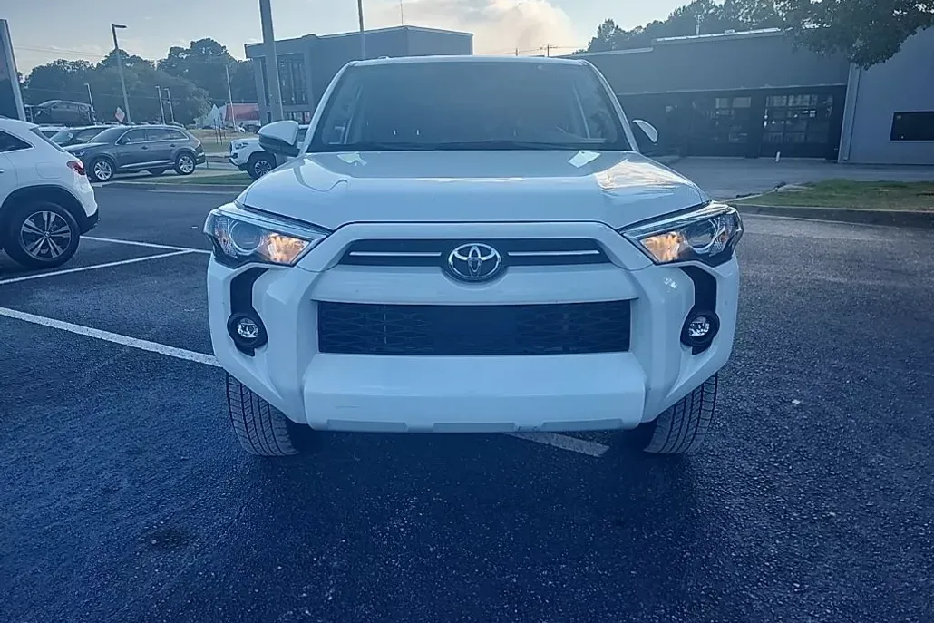 2024 Toyota 4Runner SR5 photo 1