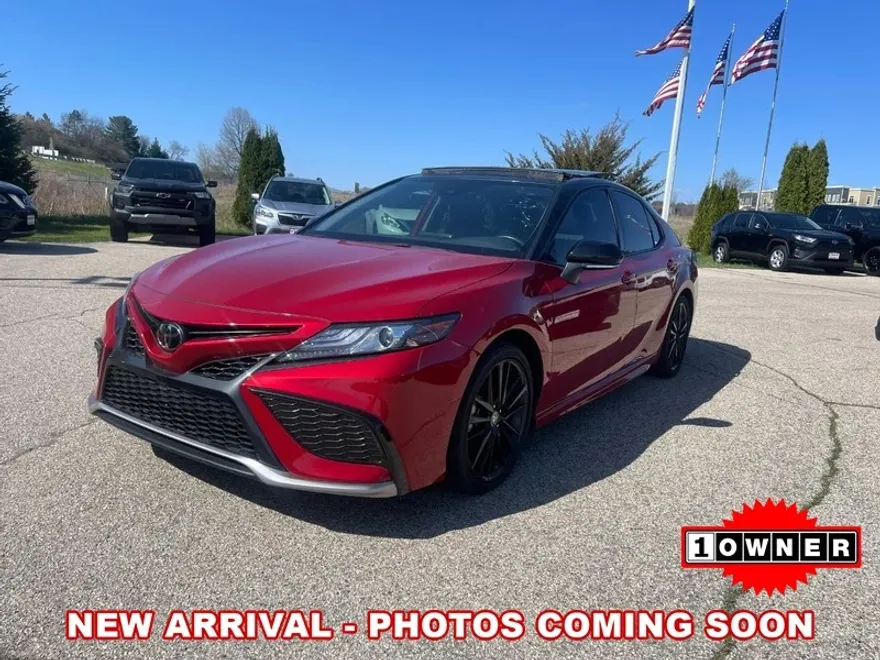 2022 Toyota Camry XSE photo 1