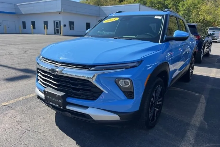 2024 Chevrolet Trailblazer LT photo 1