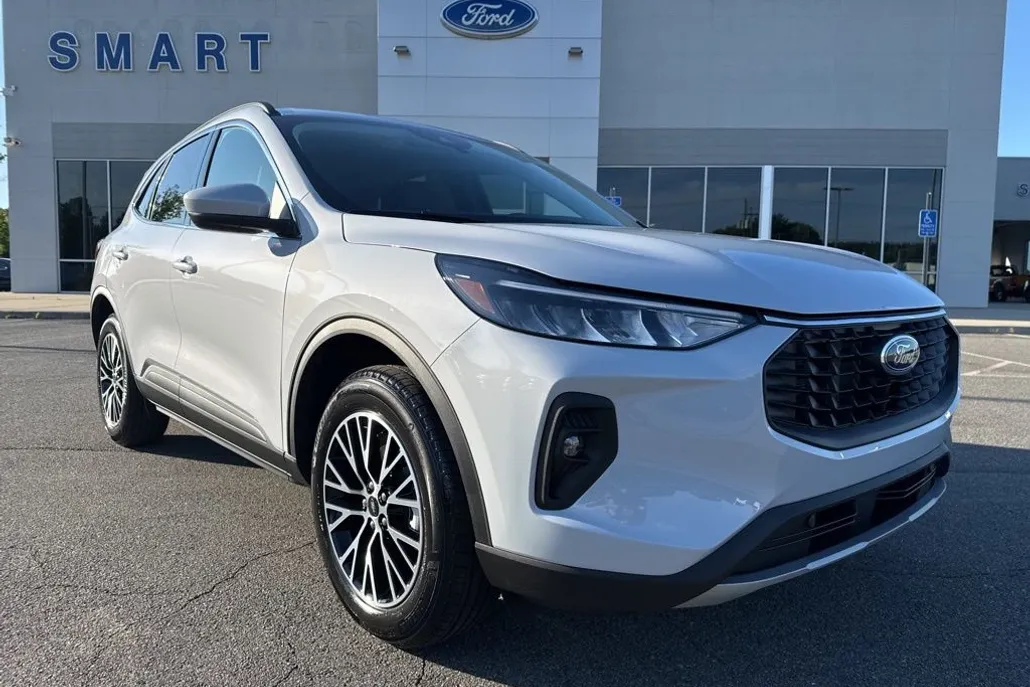 2025 Ford Escape Plug-In Hybrid photo 1