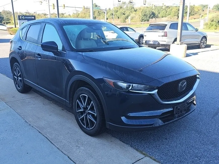 2018 Mazda CX-5 Touring photo 1