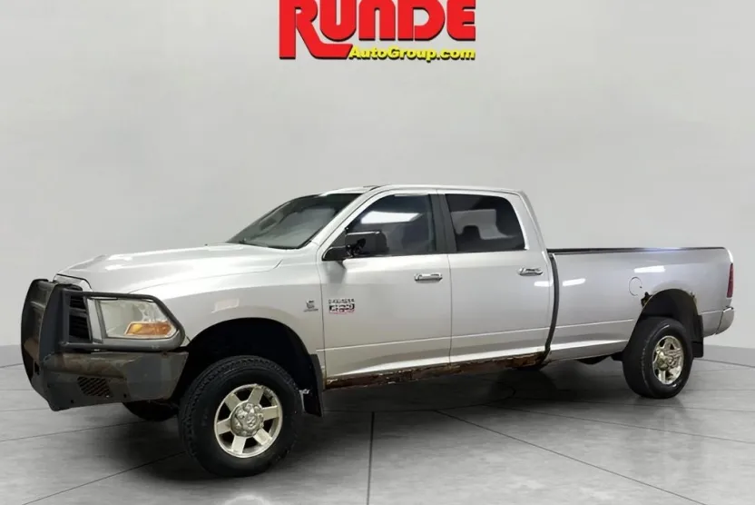 2011 Ram 2500 SLT photo 1