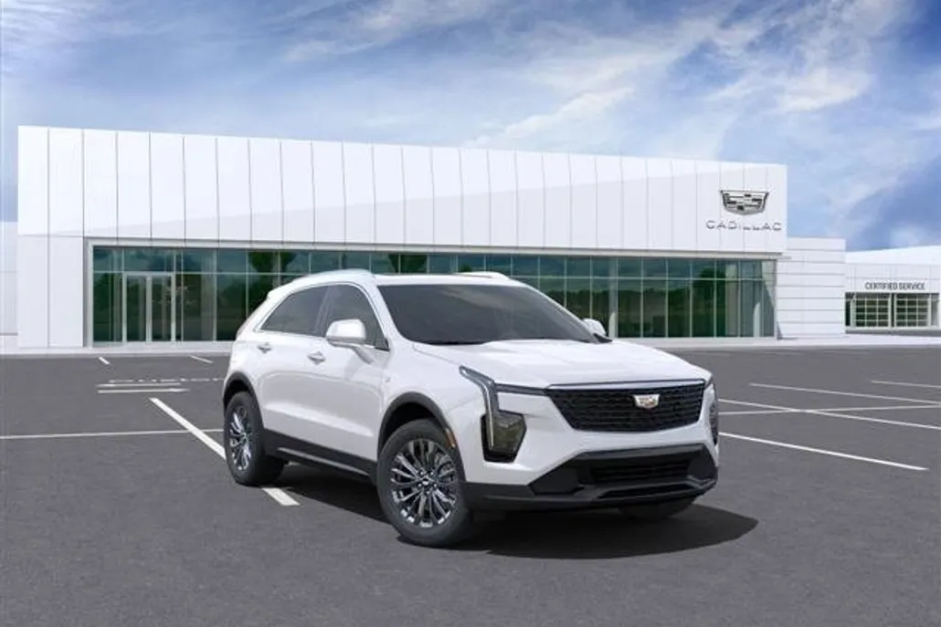2025 Cadillac XT4 Premium Luxury photo 1