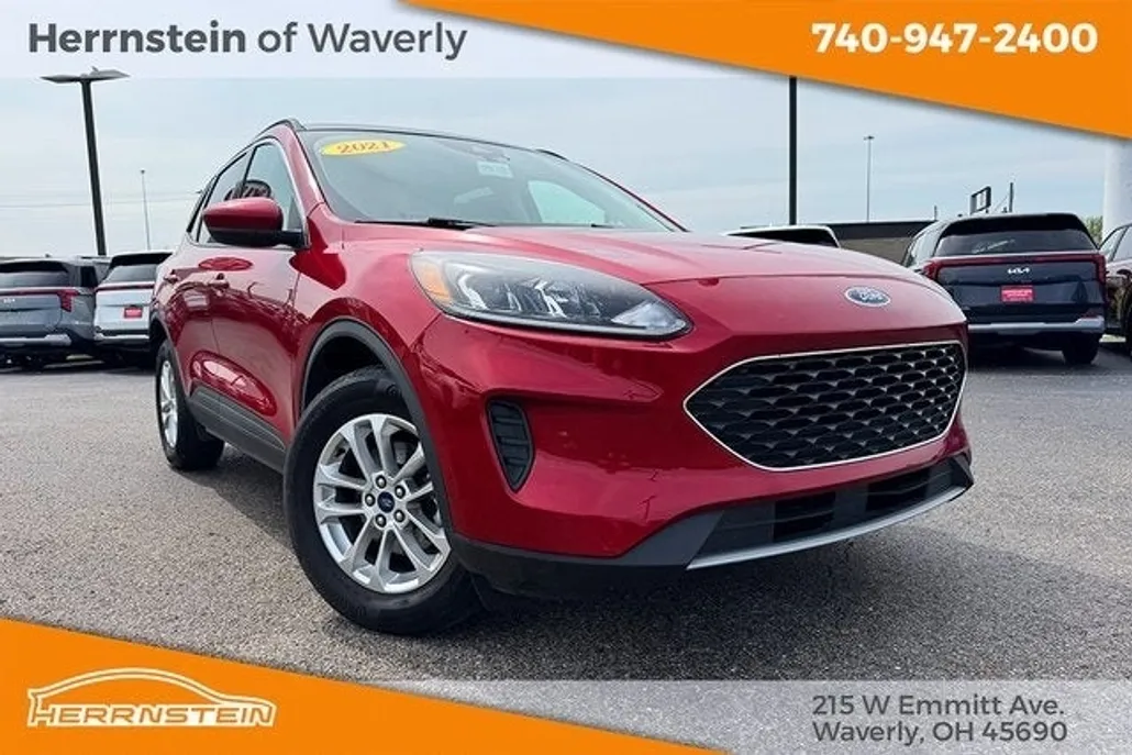 2021 Ford Escape SE photo 1