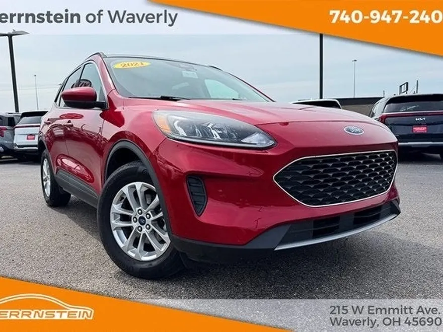 2021 Ford Escape SE photo 1