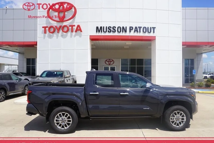 2024 Toyota Tacoma Limited photo 1